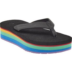 NWT Sanuk Rainbow Stacker Sandals